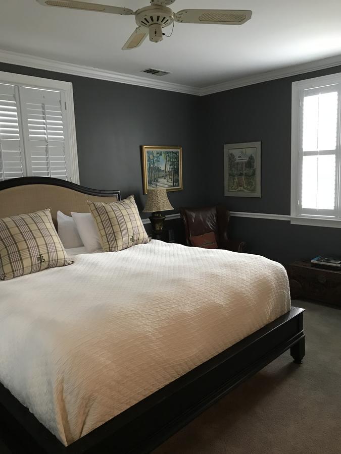 أننيستون Springwood Inn الغرفة الصورة